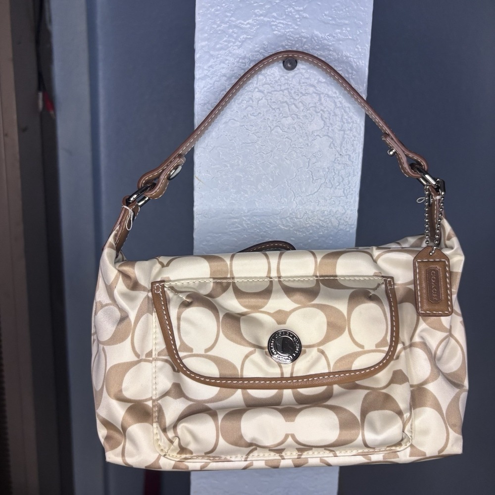 Vintage Y2K Coach Shoulder Bag Purse signature C monogram Baby White Beige